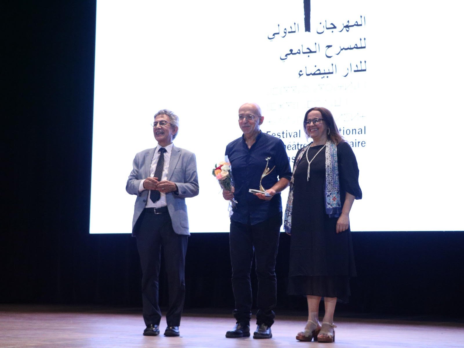 بيان الدار البيضاء للمسرح الجامعي     الجائزة الكبرى للمهرجان عادت لأكاديمية الفنون المسرحية المدنية نيكو بيبي من إيطاليا، بعرضها المسرحي: “قصص رائعة لبقية الحياة”